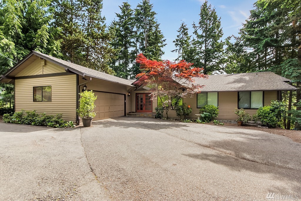 Property Photo: 160 129th Ave NE WA 98005