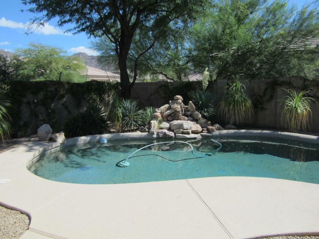 Property Photo: 10963 N 126th Way AZ 85259