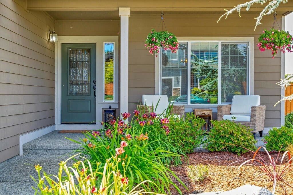 Property Photo: 9204 226th Ave E WA 98321