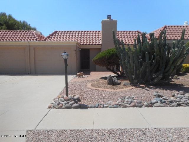 Property Photo: 1236 N Abrego Drive AZ 85614