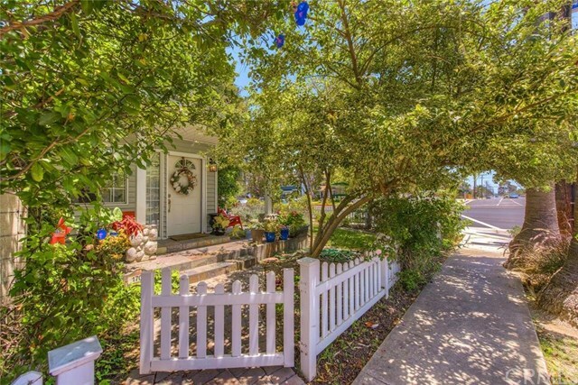 Property Photo:  1701 Lake Street  CA 92648 