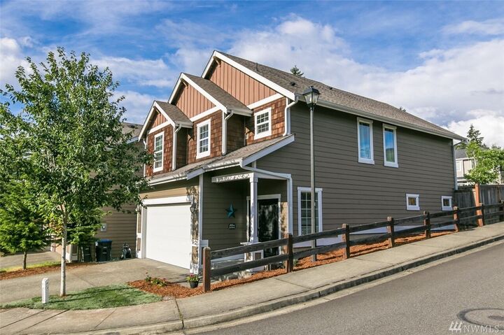 Property Photo:  21932 SE 240th Place  WA 98038 