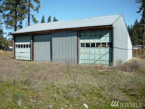 Property Photo:  402 Cleveland Ave  WA 98922 