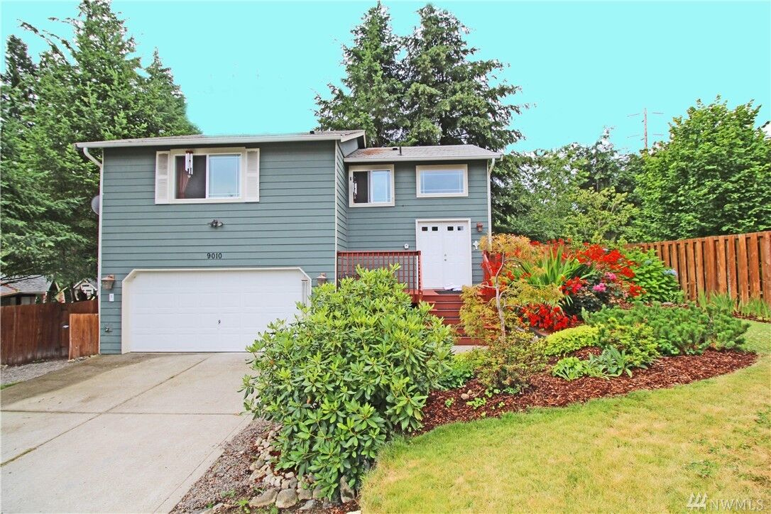 Property Photo:  9010  144th Stct NW  WA 98329 