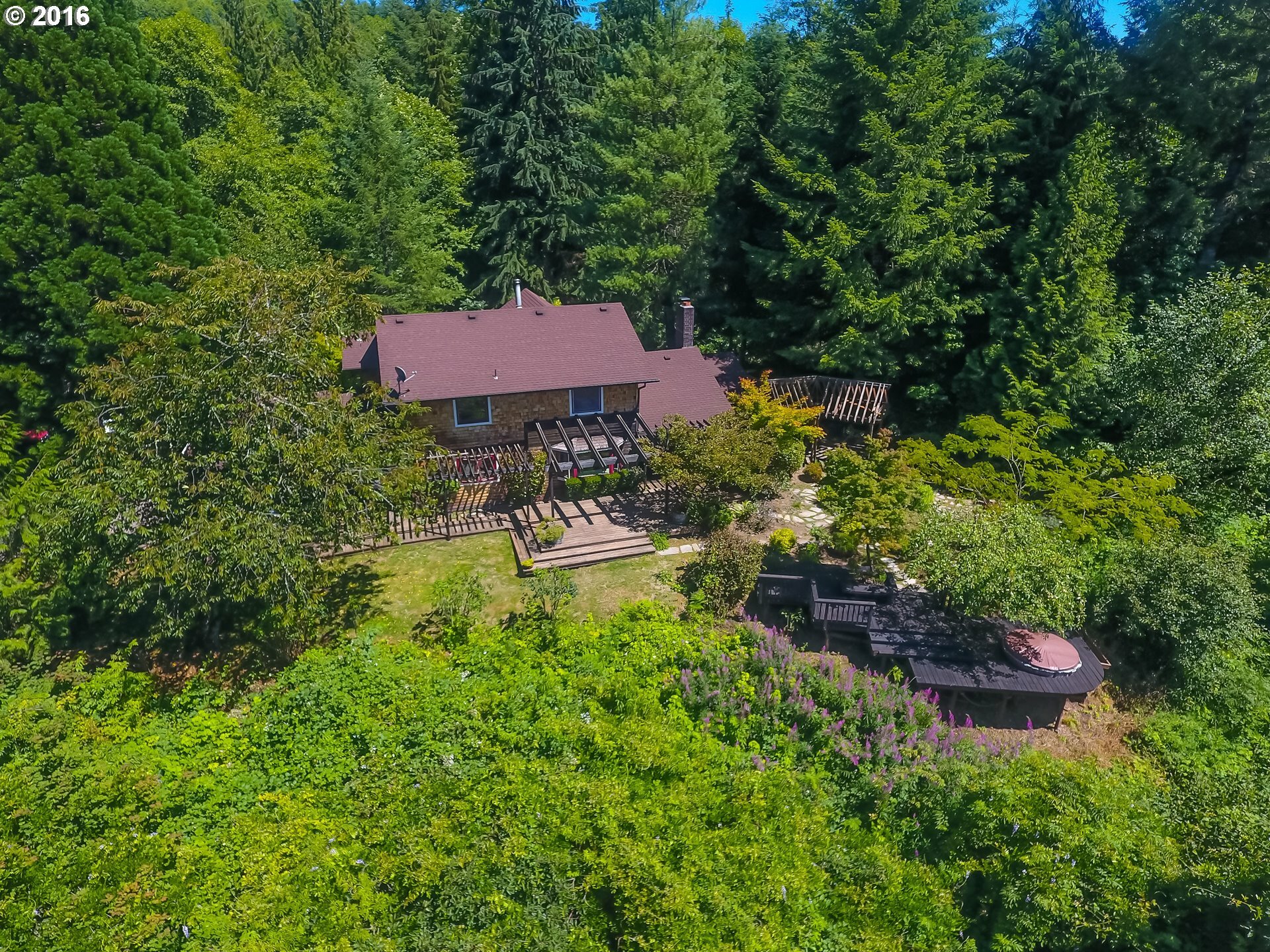 Property Photo:  24501 NE Courtney Rd  WA 98675 