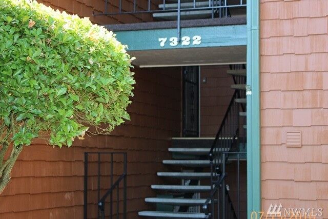 Property Photo:  7322 N Skyview Lane N203  WA 98406 