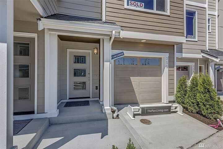 Property Photo:  335 Vashon Ct NE Lot13  WA 98059 