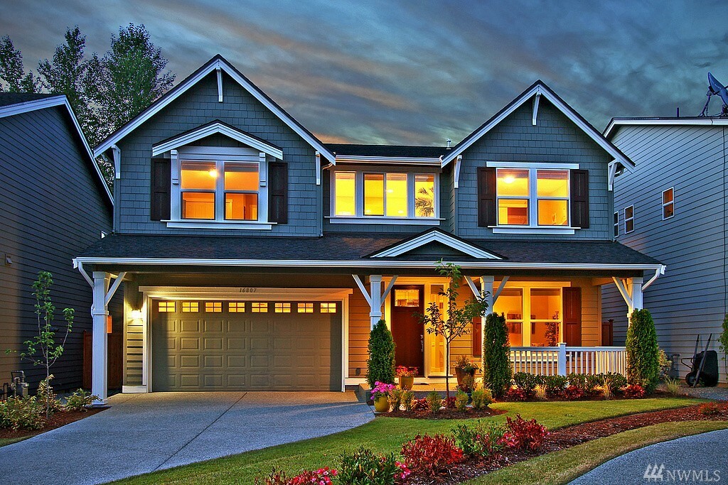 Property Photo: 816 231st 20 St SE WA 98021