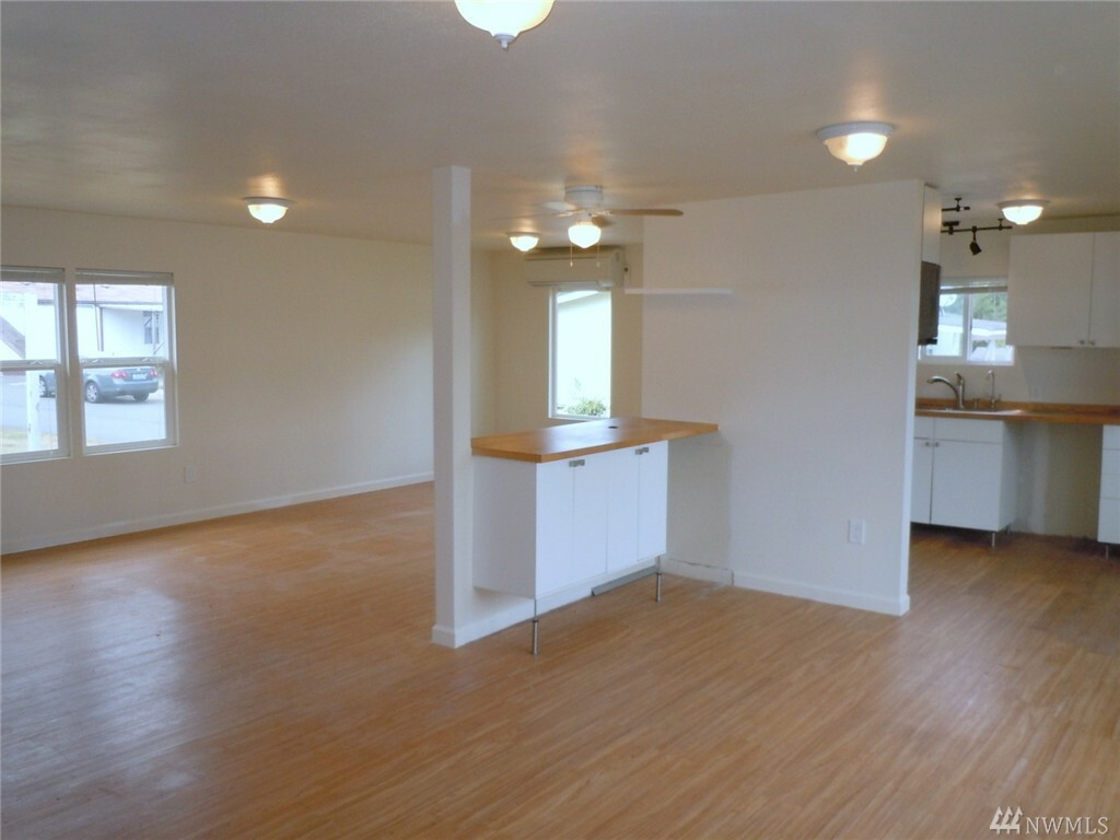 Property Photo:  2800 Erlands Point Rd NW 35  WA 98312 