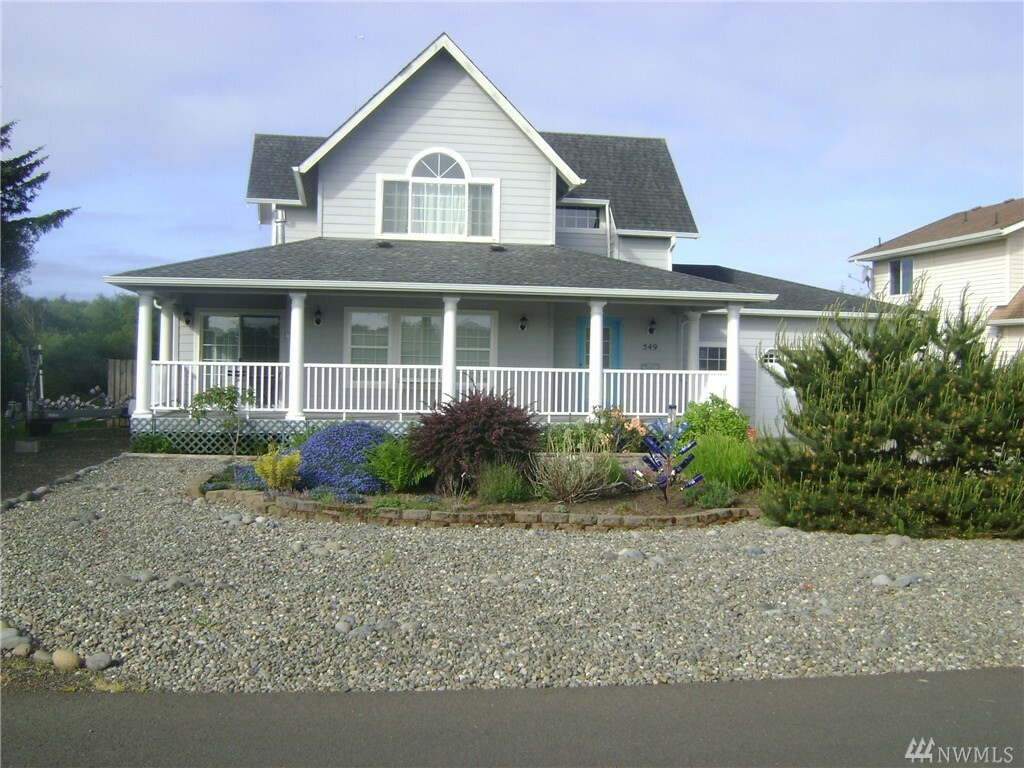 Property Photo:  549 Ensign Ave NW  WA 98569 