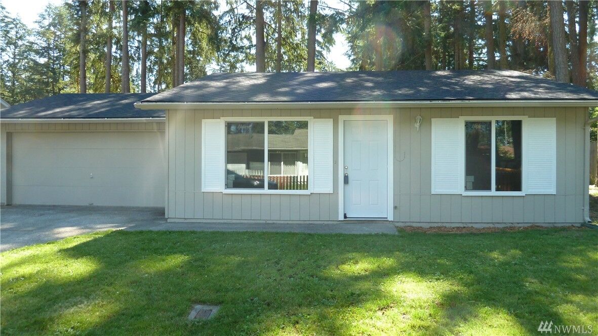 Property Photo: 19607 SE 259th Street WA 98042