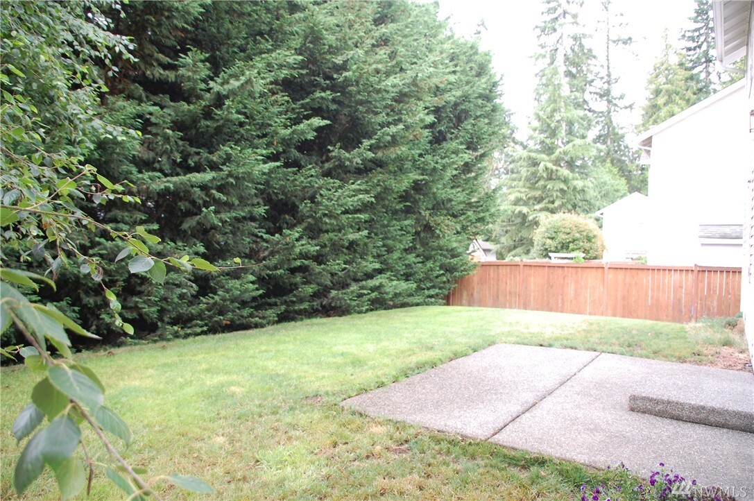 Property Photo: 1910 152nd St SW WA 98087
