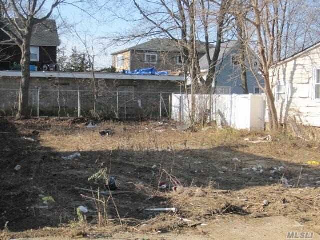 Property Photo:  71 Evans Ave  NY 11550 