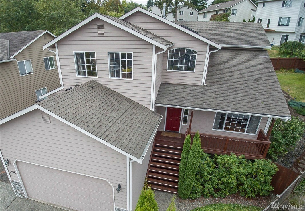 Property Photo:  1526 114th Ave SE  WA 98258 