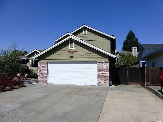 Property Photo: 2109 Caulfield Lane CA 94954