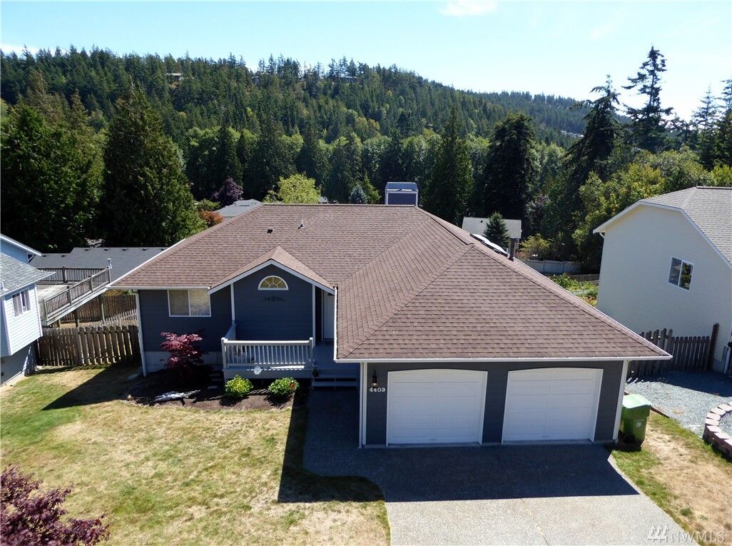 Property Photo: 4403 Kingsway WA 98221