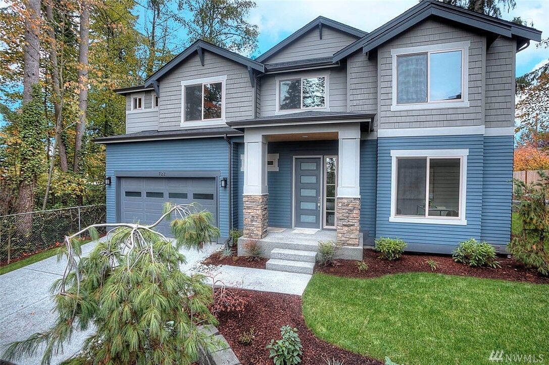 Property Photo: 722 Pierce Ave NE WA 98056