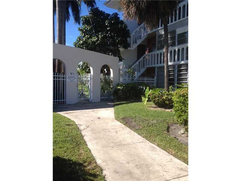 Property Photo:  161 NE 10th Ave 10A  FL 33009 