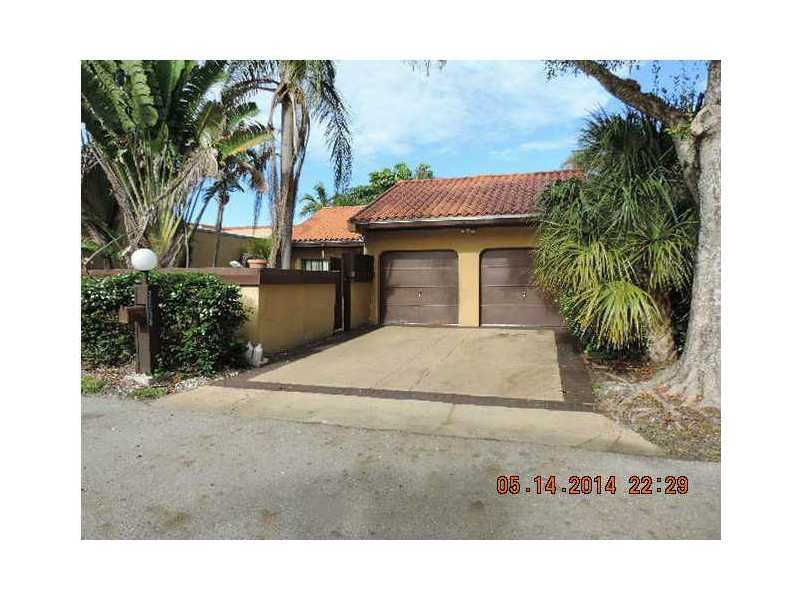 Property Photo:  20305 NE 10 Ct  FL 33179 