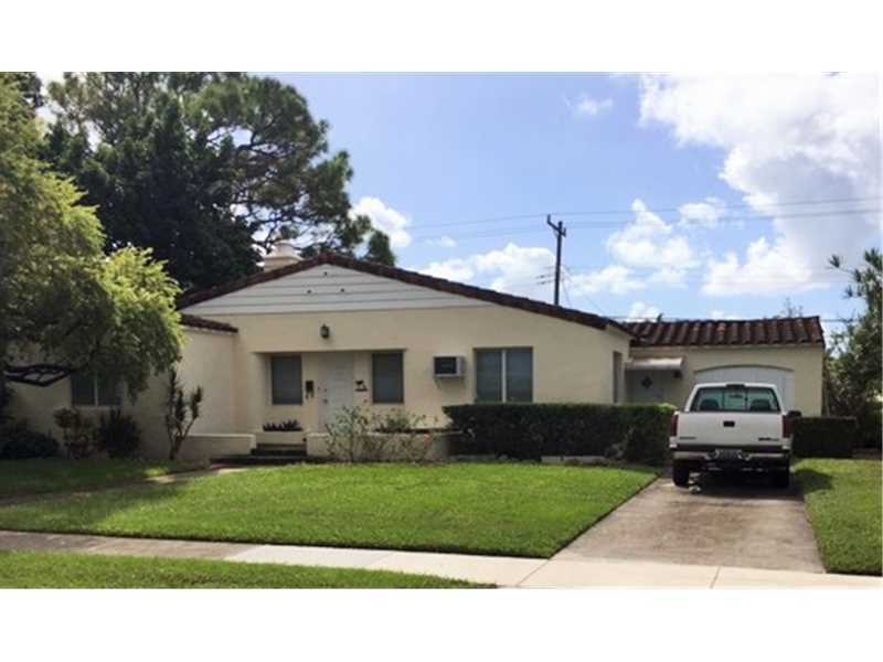 Property Photo:  1510 SW 15 St  FL 33145 