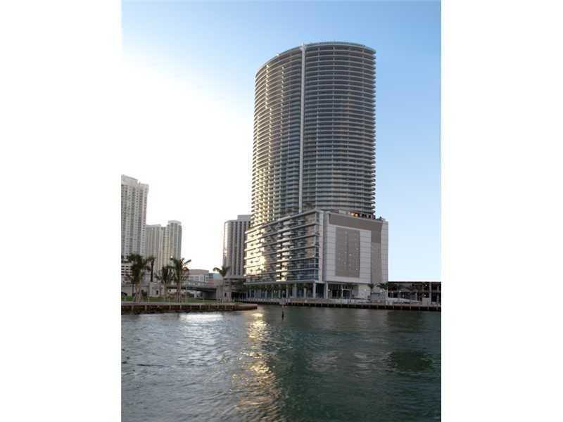 200 Biscayne Blvd Way 3902  Miami FL 33131 photo