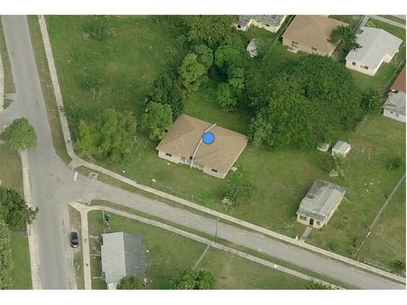 Property Photo: 10171 W Guava St FL 33157