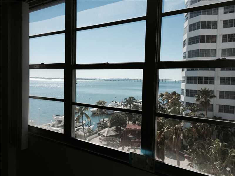 Property Photo:  801 Brickell Bay Dr 667  FL 33131 