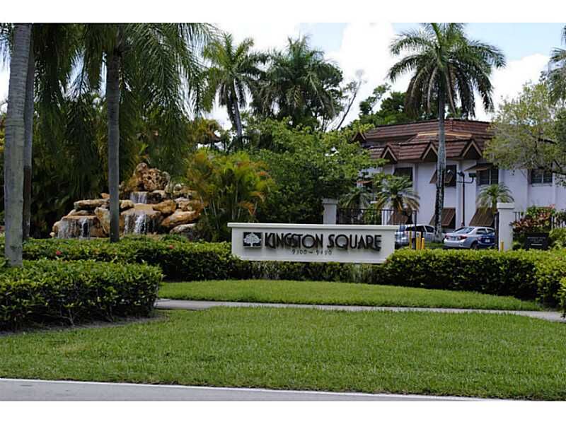 Property Photo: 9354 SW 77 Av I3 FL 33156