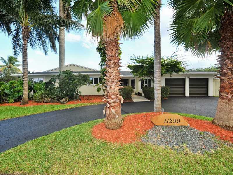 Property Photo:  11290 SW 128 St  FL 33176 