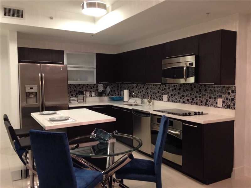 Property Photo:  90 SW 3 St 2507  FL 33130 