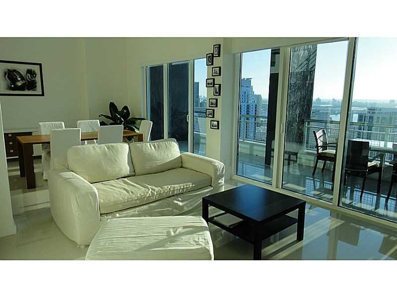 Property Photo: 60 SW 13 St 4204 FL 33130