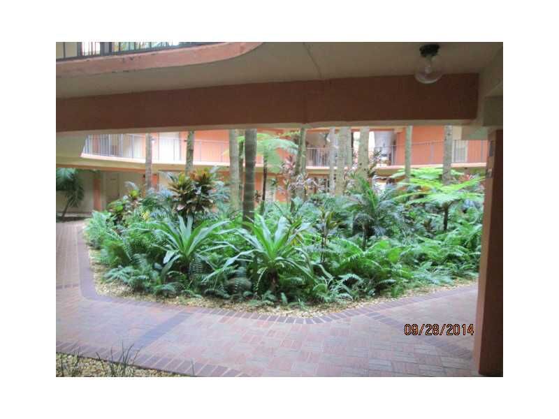 Property Photo:  8700 SW 133rd Avenue Rd 110  FL 33183 