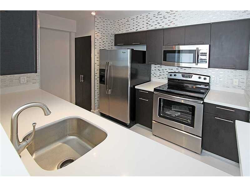 Property Photo: 1155 Brickell Bay Dr N FL 33131