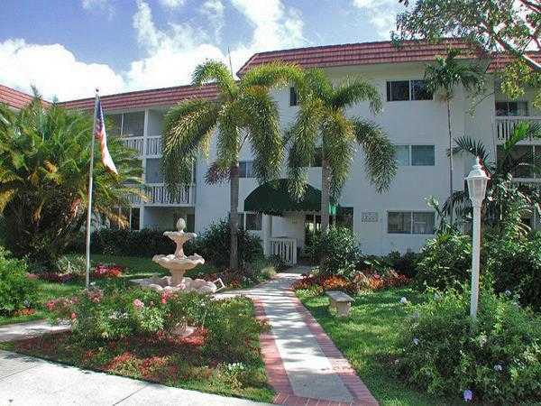 Property Photo: 200 Galen Dr 114 FL 33149