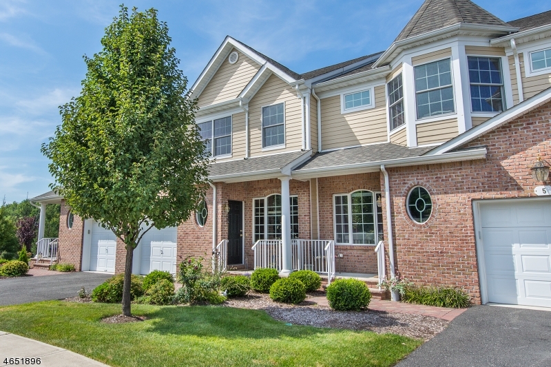 Property Photo:  3 Cicely Ct  NJ 07871 