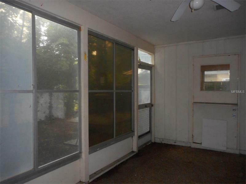 Property Photo:  1622 Wisconsin Lane  FL 34239 