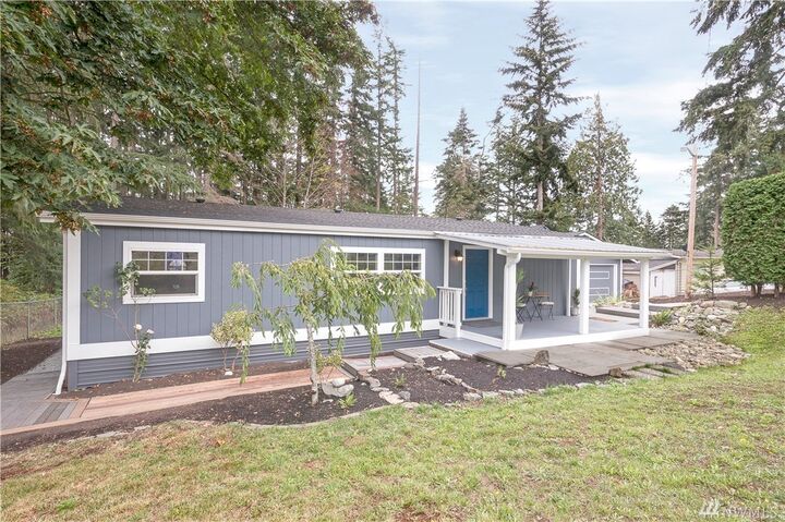 899 S Patricia Ann Dr  Camano Island WA 98282 photo