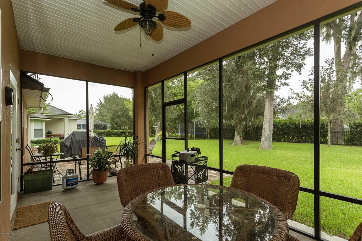 Property Photo:  5209 Comfort Court  FL 32092 