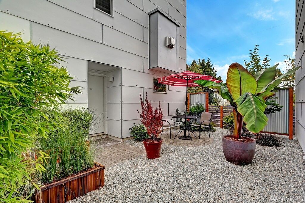 Property Photo: 2400 S Grand Street WA 98144