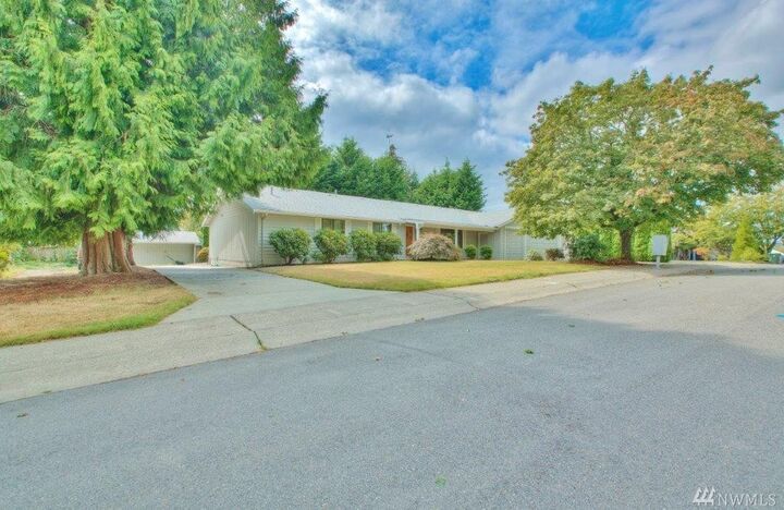 11215 SE 220th Place  Kent WA 98031 photo