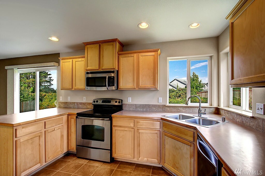Property Photo: 4807 57th Dr NE WA 98270