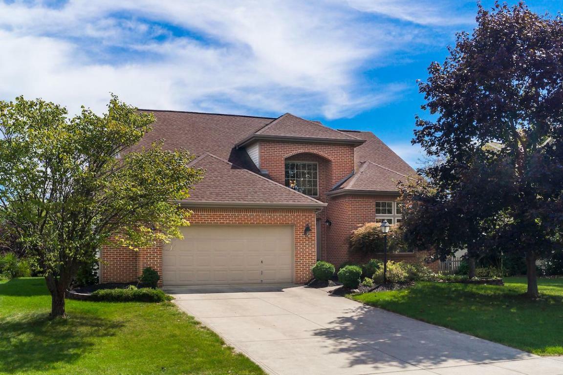 Property Photo: 586 Montmorency E Drive OH 43147