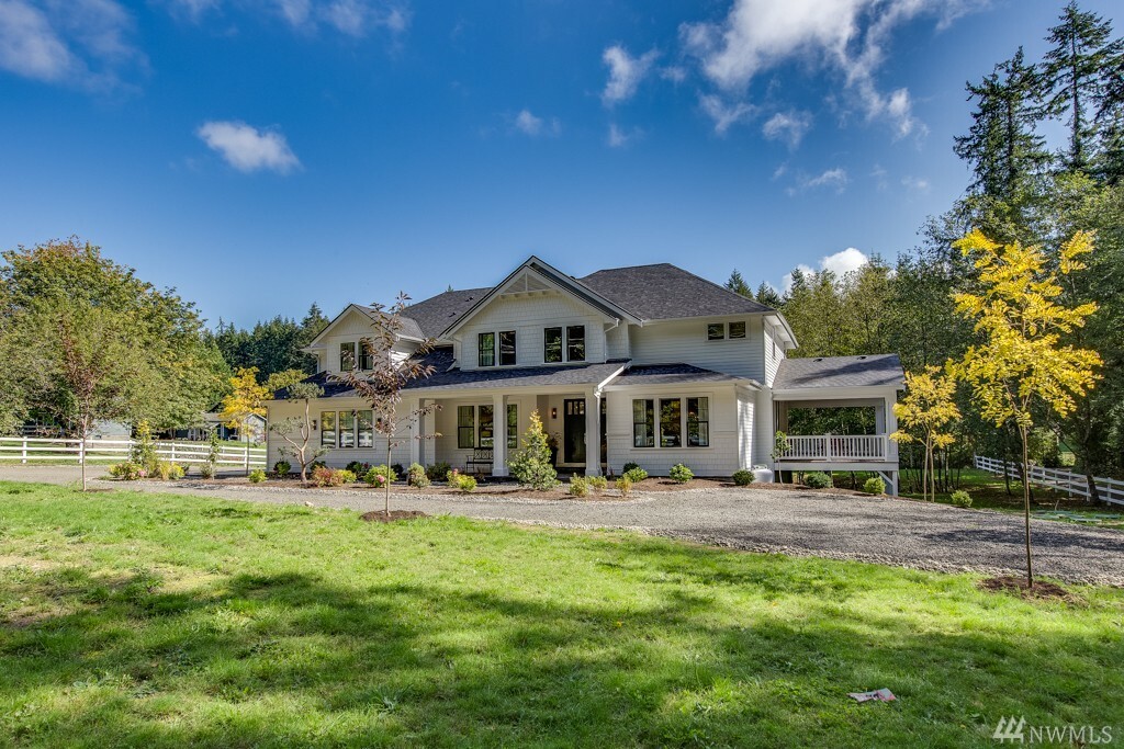 Property Photo: 13394 Manzanita Rd NE WA 98110