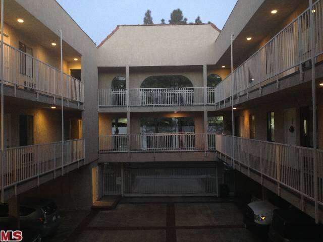 Property Photo:  1535 N Kenmore Ave 1F  CA 90027 