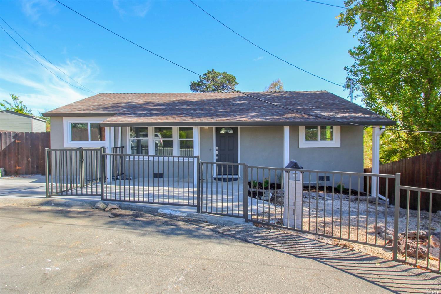 Property Photo:  26 Corte Del Sol  CA 94510 