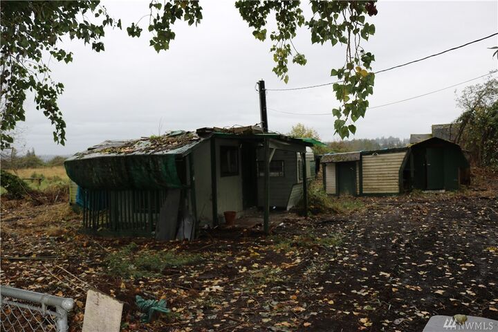 Property Photo: 1907 51st Ave SE WA 98205