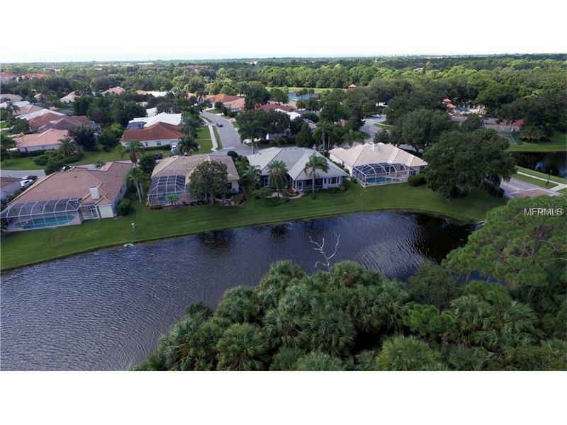 Property Photo:  8507 Park Shore Lane  FL 34238 