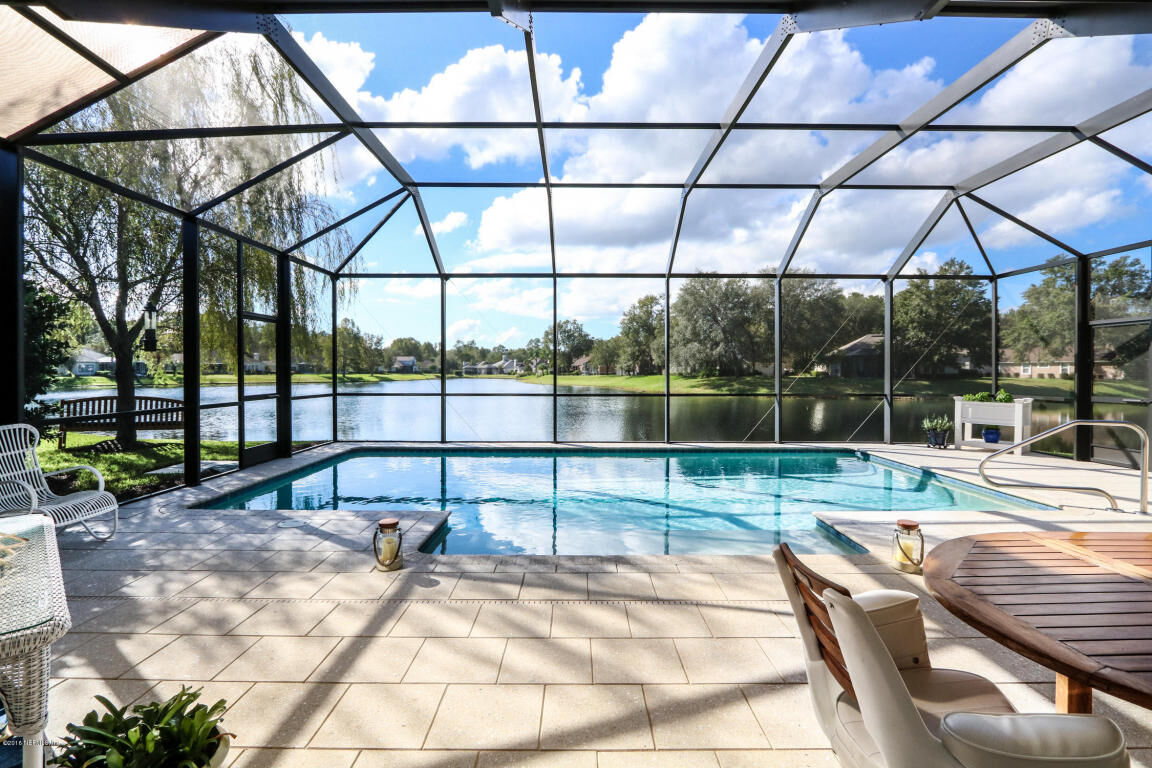 Property Photo: 583 Oakmont Drive FL 32073
