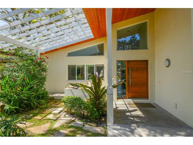 Property Photo:  4907 Eastchester Drive  FL 34234 