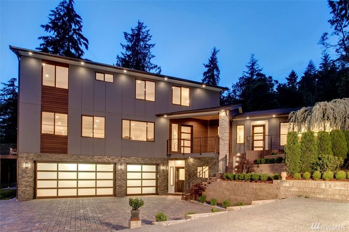 11656 Holmes Point Dr NE  Kirkland WA 98034 photo